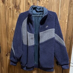 Nike Reversible Navy and Grey Fleece Jacket youth/men